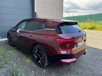BMW iX xDrive50 - 5