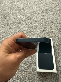 iPhone 13, 128 GB, Midnight - 5