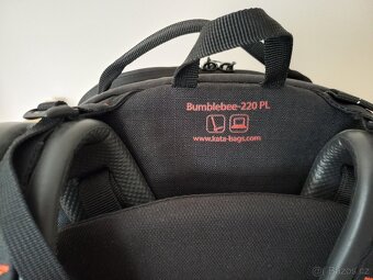 Velký fotobatoh KATA bumblebee – 220 PL - 5
