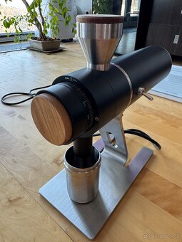 PRODÁM Zerno Z1 – Jet Black + SSP 64mm MPV2 (Blind) burrs - 5