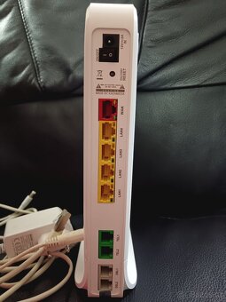 WiFi modem YouSee 2841 Kaon DG3420TD - 5