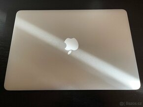 MacBook Air 13" 2015, 4GB RAM, 128GB - 5