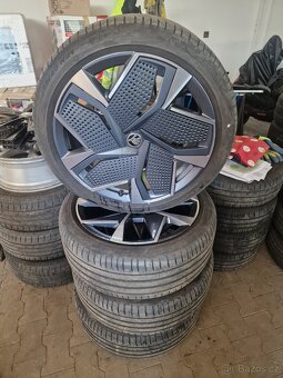 Originál kola Škoda Enyaq 255/40/R21 - 5