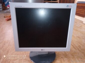 LG 20" - 5