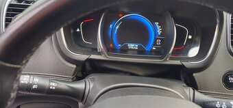 Renault Grand Scenic 2017 1.5dci - 5