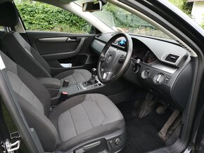 Volkswagen Passat 2.0 Variant Highline TDi Bluemotion - 5