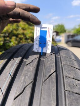 Hankook Ventus Evo SUV 235/50/R19 - 5