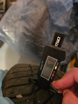 Zimní sada pneu 225/40/18 Nokian, Matador DOT 23,24 - 5