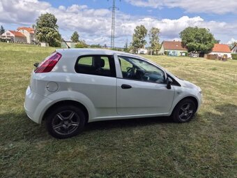Prodám Fiat Grande Punto 1.2i 51KW - KLIMATIZACE - 5