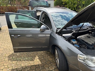 VOLKSWAGEN PASSAT 2,0 TDi 103 KW - 5