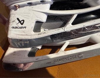 Brusle Bauer Vapor Hyperlite 2, vel 6,5 Fit3 - 5