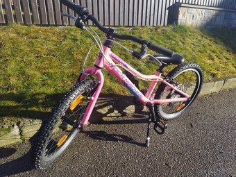 Dívčí kolo 20" - 5