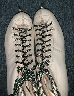 Dámské lední brusle 24,5 - 5