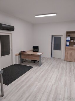 Pronájem velkého skladu 335 m2 - 5