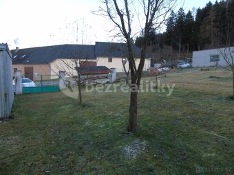 Prodám stavební pozemek - 5