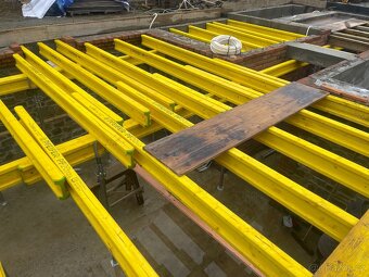 Bednění na monolitický strop 150 m2 - 5