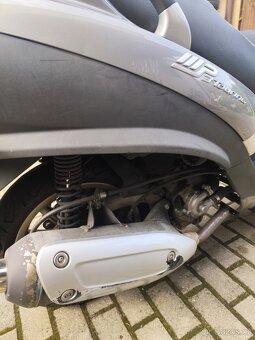 Piaggio MP3 ie - 5