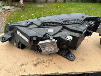 Světlo Superb 3 , přední, levé a pravé - 5