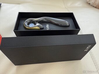 Zcela nový luxusní vibrátor ZINI - 5