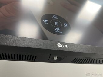 LG 32UN880-B – 31,5" 4K IPS, Ergo stojan, TOP stav - 5