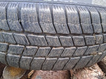 Pneu 165/70 R14 - 5