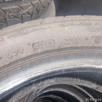 PRODÁM 4 LETNÍ PNEU BRIDGESTONE 205/50/17, CENA JE ZA 4 PNEU - 5