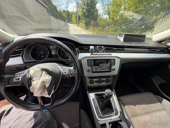 VW Passat Variant B8 2.0 TDI 110kw 8/2015 / NAVI - 5
