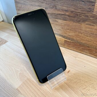 iPhone 11 64GB, žlutý (12 měsíců záruka) - 5