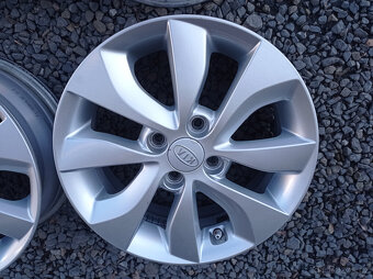 4x100 Kia Rio 5,5Jx15 ET36 alu disky - 5
