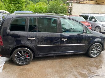 Volkswagen Touran, 2.0 TDI Highline,7míst - 5
