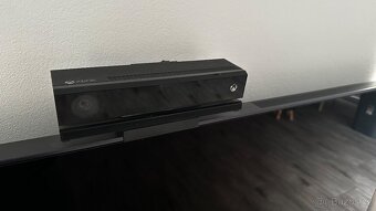 Xbox One X + Kinect + 6x Just Dance - 5