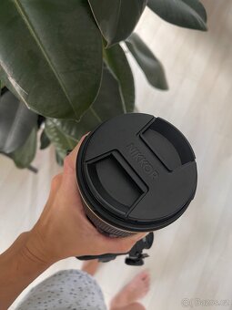 Špičkový odlehčený teleobjektiv Nikkor 300mm f4 nový - 5