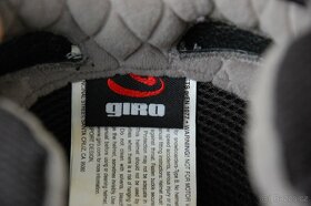 Helma na in-line brusle a skateboarding zn. Giro, velikost M - 5