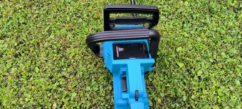 Aku řetězová pila 16" pro 2ks Makity baterie 18V - skladem - 5