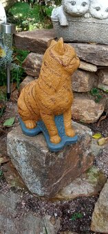 Zahradní dekorace- Sedící kočička - 5