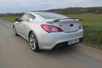 Hyundai Genesis Coupe 3.8 - 5