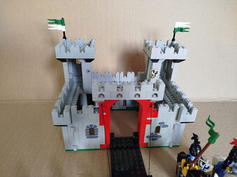 Lego 6073 Knight's Castle - 5