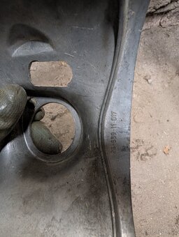 Kryt karburátoru jawa - 5