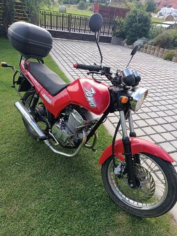 Jawa 250/597 travel - 5