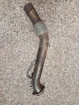 BMW E90 downpipe - 5