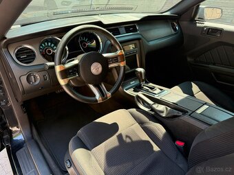 Ford Mustang 3.7 V6 2013 - 5