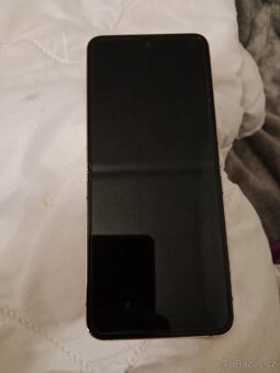 Samsung Galaxy Z filp4 - 5