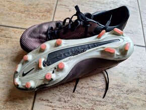 Kožené kopačky lisovky Nike Tiempo Legend 9 Pro FG vel. 42 - 5