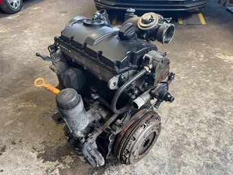 Prodám motor 1.9 TDI AUY - 5