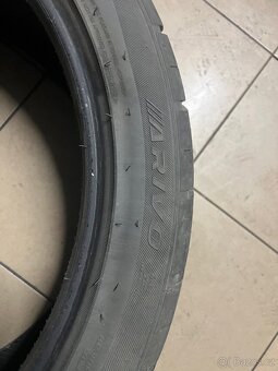 275/40 r22 najeto 1000 km dot 24  jako nove - 5