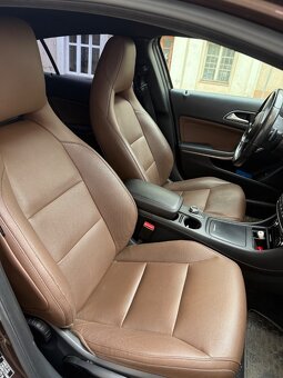 MERCEDES BENZ GLA 200 CDI 4Matic - 5