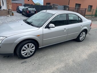 Ford Mondeo Ghia 2.0i 107 kw - automat - 5