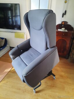 Polohovací křeslo PC 15500,- - 5