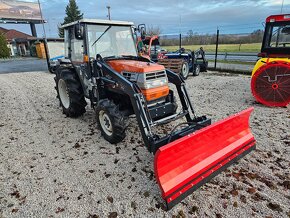 malotraktor Kubota GL29 s kabinou a nakladačem - 5
