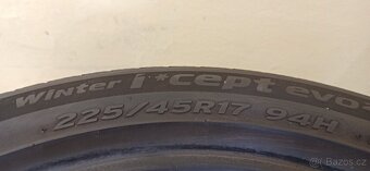 Hankook Winter icept evo 2 225/45 R17 94H 5,5 mm - 5